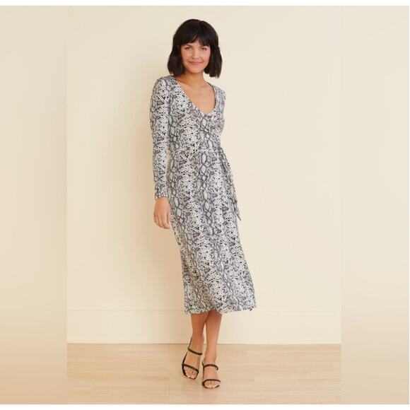 Good American Python Genuine Wrap Runaround Dress Black Midi Snakeskin 2 Medium - Picture 1 of 13